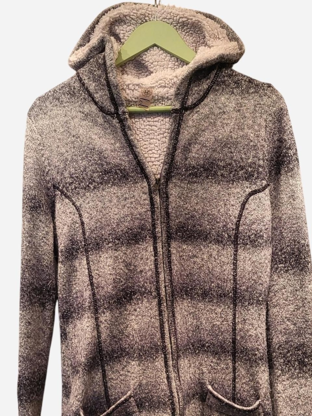 Hooded 🖤 Sherpa-Lined Zip Sweater - Gray & Black